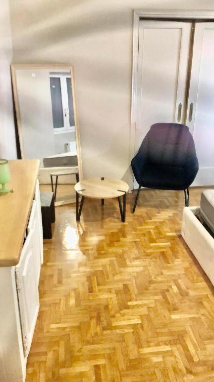Economy Shared Apartment B In Central Athén Kültér fotó